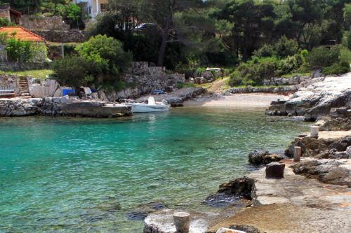 Apartments By The Sea Mudri Dolac (hvar) - 4042