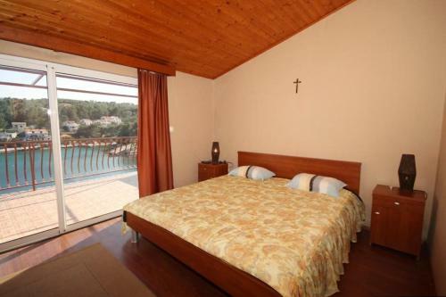 Apartments By The Sea Basina (hvar) - 8749