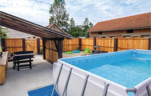 Two-bedroom Holiday Home In Vrbovec