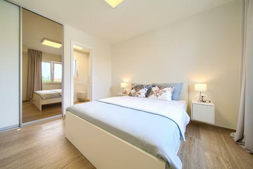 Villa Luxury Holiday House Nicole - Krk