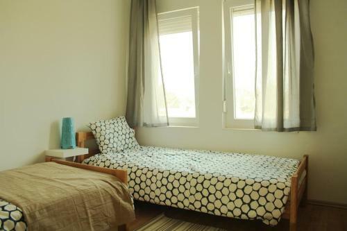 Apartments With A Parking Space Vrsi - Mulo (zadar) - 13160