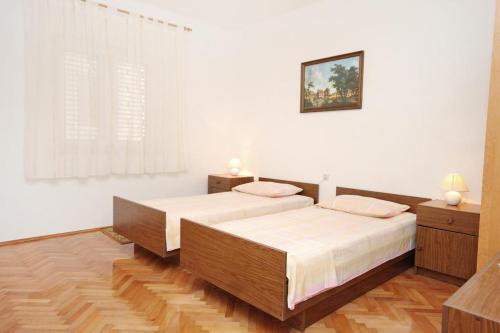 Apartments With A Parking Space Vrsi - Mulo (zadar) - 5796