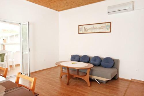 Apartments With A Parking Space Vrsi - Mulo (zadar) - 5796