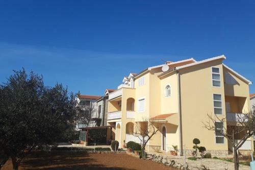 Apartments With A Parking Space Vrsi - Mulo (zadar) - 5796