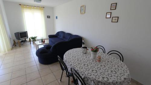 Apartment In Malinska/insel Krk 12989
