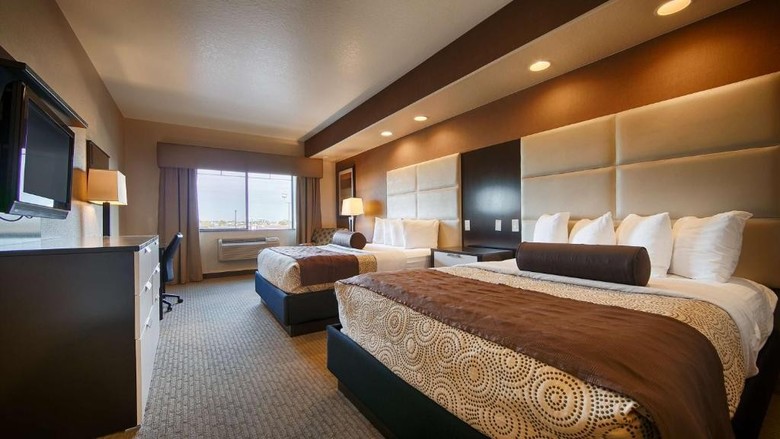 Best Western Plus Atrea Hotel