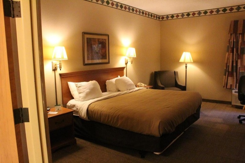 Hotel Comfort Inn Fiesta At Six Flags