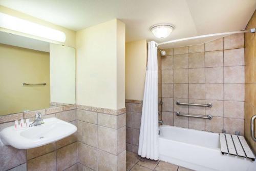 Hotel Days Inn San Antonio Alamo/riverwalk