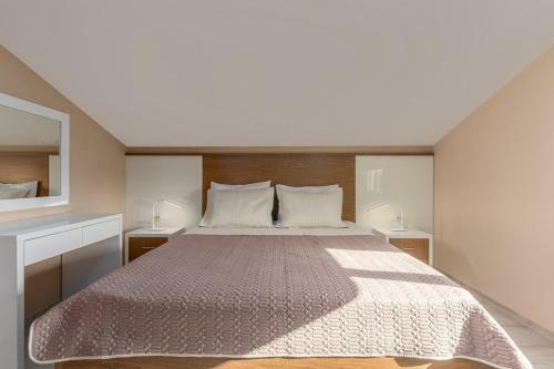 Apartamentos La Perla Premium