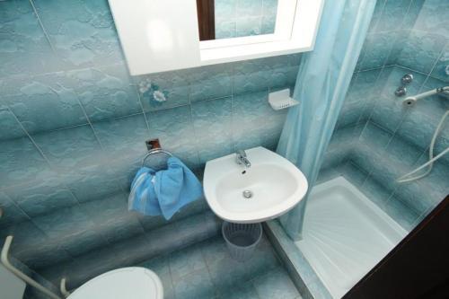 Apartments And Rooms With Parking Space Porec - 6917
