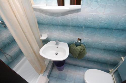 Apartments And Rooms With Parking Space Porec - 6917