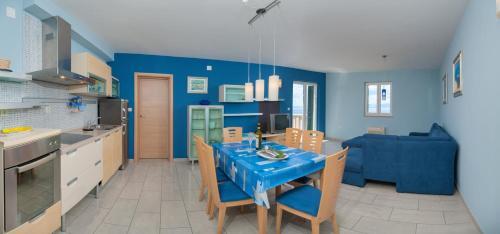 Apartments By The Sea Postira (brac) - 15242
