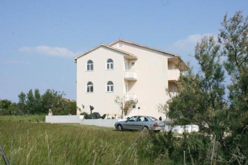 Apartment Povljana 229d