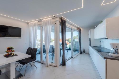 Apartments By The Sea Preko (ugljan) - 14244