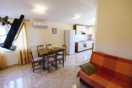 Apartments By The Sea Preko (ugljan) - 14985