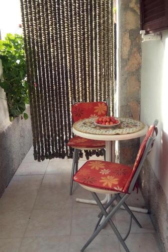 Apartments With A Parking Space Preko (ugljan) - 8179