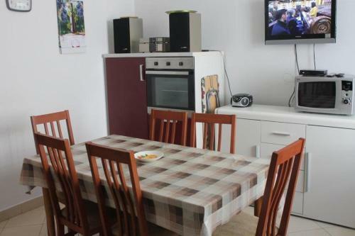 Seaside Holiday House Preko (ugljan) - 12078