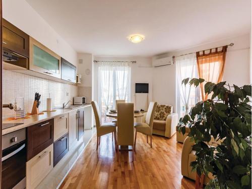One-bedroom Apartment In Premantura