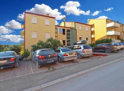 Apartments Dragan 1467