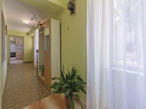 Two-bedroom Holiday Home In Pula