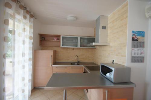 Apartments With A Parking Space Punat (krk) - 15231