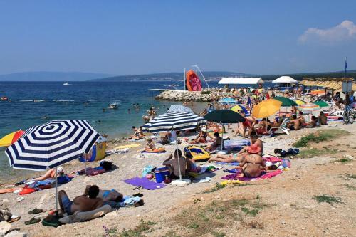 Apartments With A Parking Space Punat (krk) - 5373