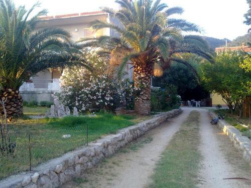 Apartments With A Parking Space Banjol (rab) - 15463
