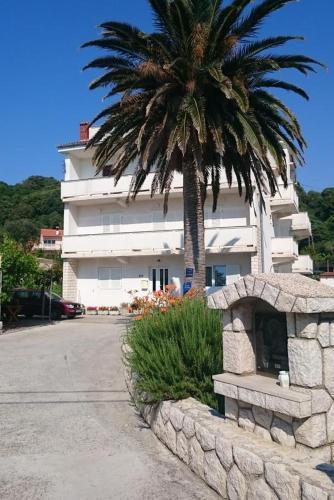 Apartments By The Sea Kampor (rab) - 12473