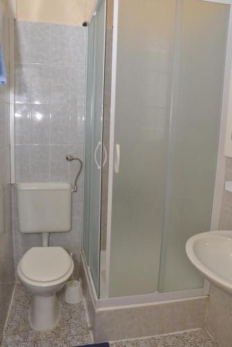 Apartments By The Sea Barbat (rab) - 14512