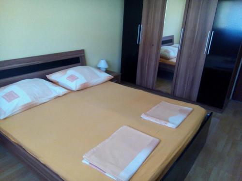Apartment Banjol 15463b
