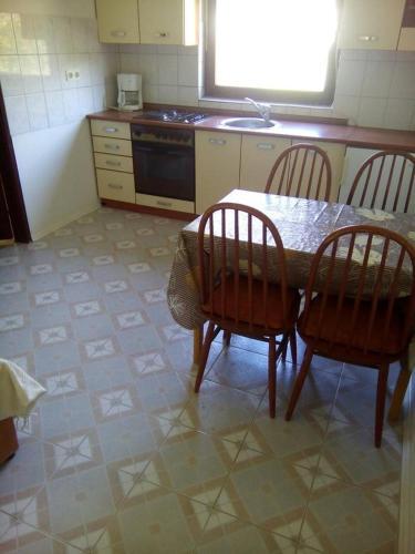 Apartment Banjol 15463b