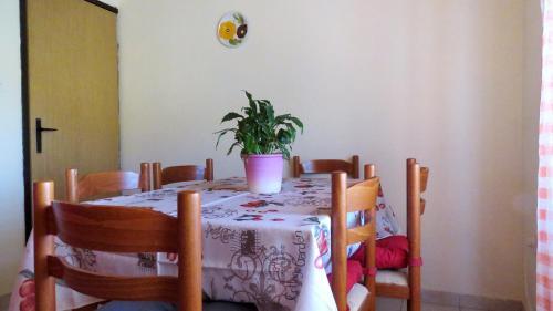 Apartments With A Parking Space Barbat (rab) - 4988