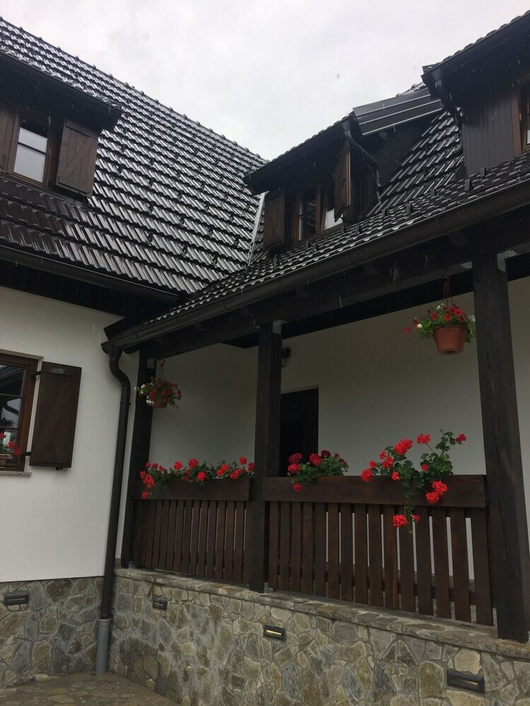 Hostal House Flora