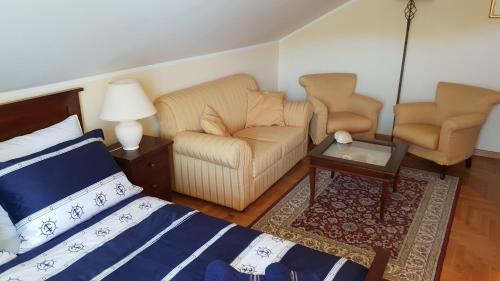 Hostal Double Room Rava 15880f