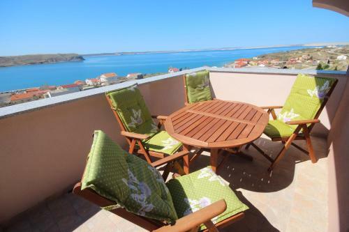 Apartments Njaco