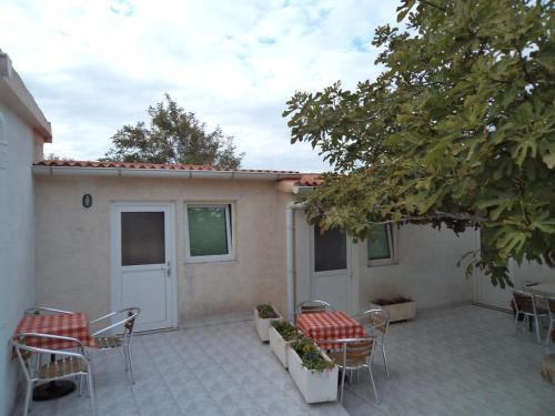 Apartments With A Parking Space Razanac (zadar) - 11476