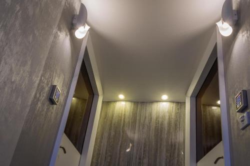 Apartments With Wifi Rijeka - 15901