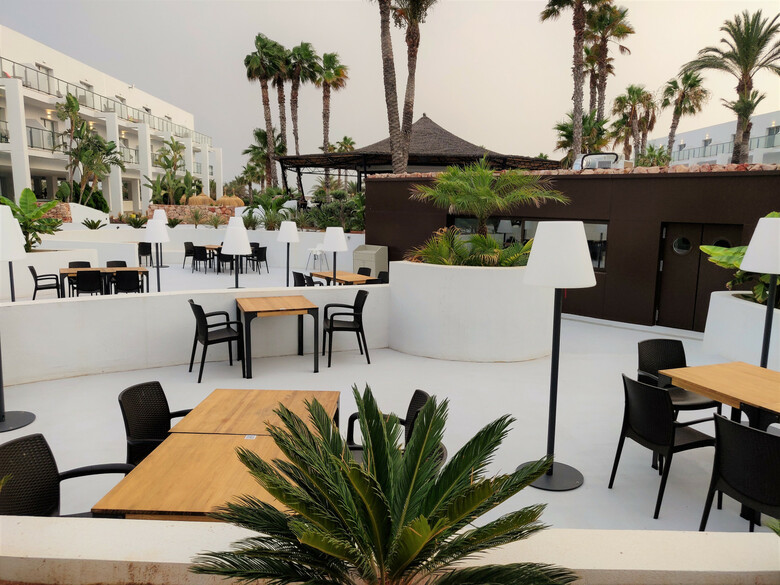 Cabogata Jard�n Hotel