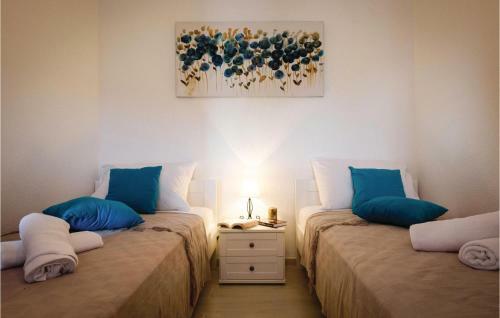 Two-bedroom Holiday Home In Rogoznica
