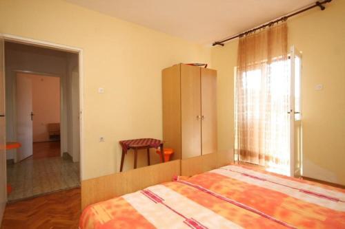 Apartments With A Parking Space Razanj (rogoznica) - 8360