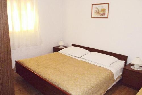 Apartments With A Parking Space Sali (dugi Otok) - 908