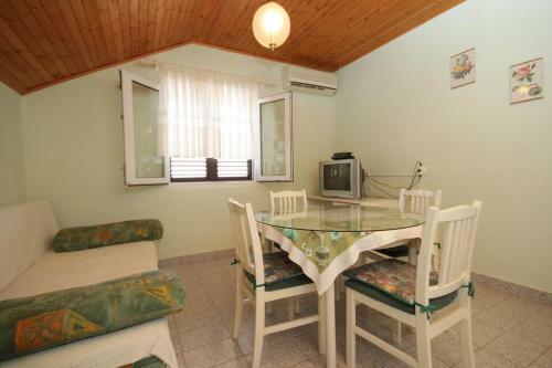 Apartments With A Parking Space Sali (dugi Otok) - 872