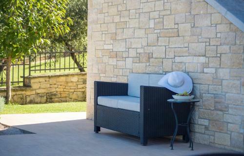 Luxury Villa Sana With Pool And Relaxing Panoramic View