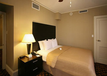 Hotel Clarion Inn & Suites New Orleans