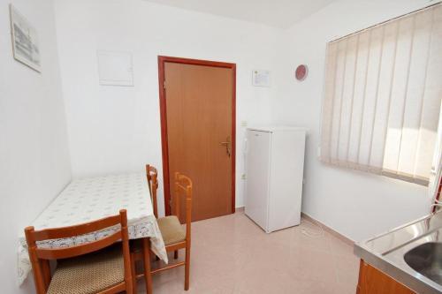Apartments And Rooms With Parking Space Senj - 5569