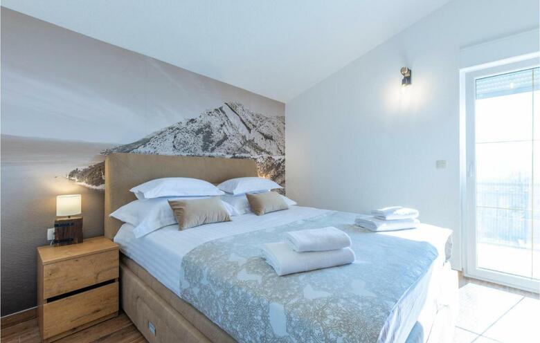 Holiday Home Sestanovac Put Zezevice