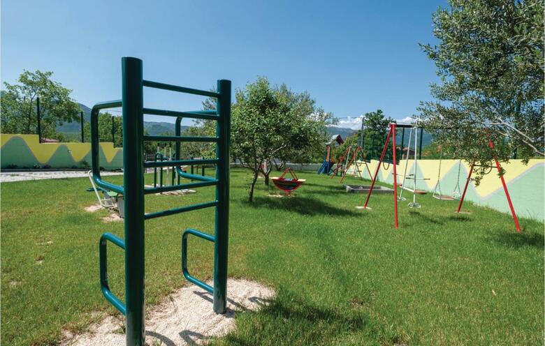 Holiday Home Sestanovac Put Zezevice