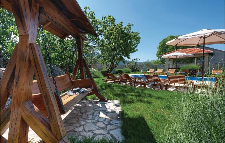 Holiday Home Sestanovac Put Zezevice