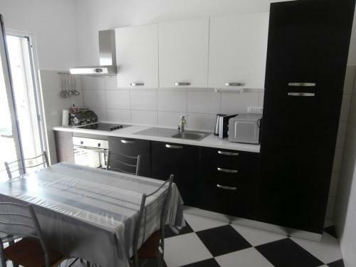 Apartments With A Parking Space Sevid (trogir) - 15664