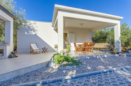 Holiday Home Nono
